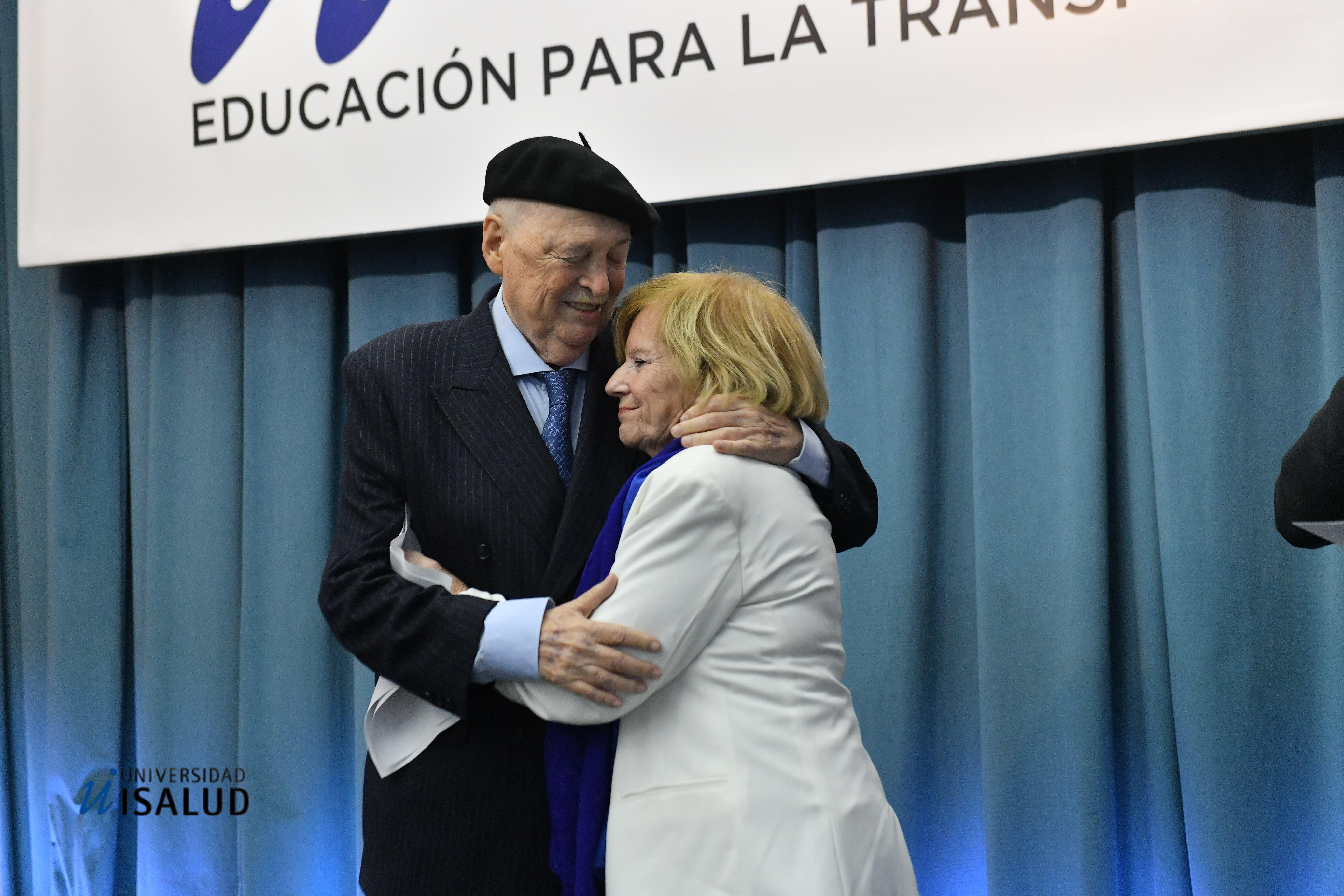 Conferimiento Profesora Emérita a Silvia Gascón